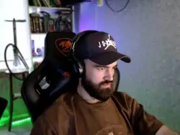 Chaturbate Live Sex Cam of _serious_man