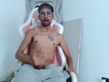 Chaturbate Live Porn of jhonsonvlatino