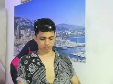 Chaturbate Best live sex cam show of cameron_lux4