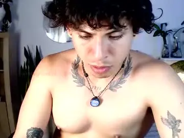 Chaturbate Live Sex Cam of no_face_69