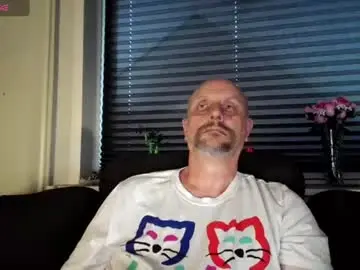 Chaturbate Live Porn of hardmrlazy