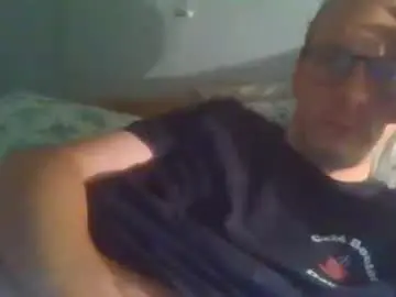 Chaturbate Free Porn Cam of bernie484237