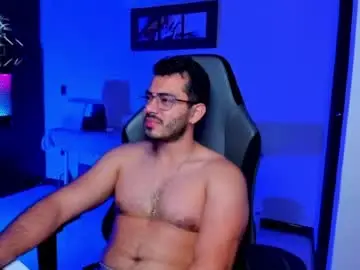 Chaturbate Watch Live Sex Cams of bruno_diaz31