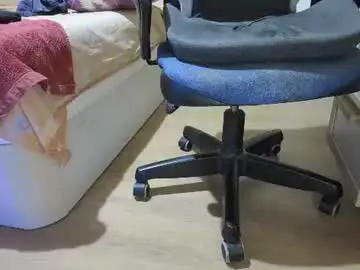 Chaturbate Live Sex Cam of papiloveclit