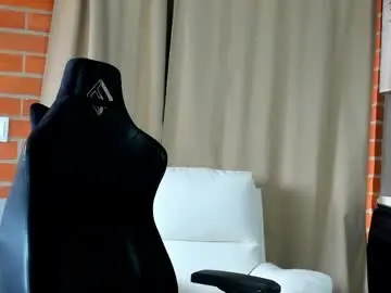 Chaturbate Best live sex cam show of dimitricaruso