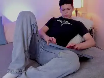 Chaturbate Sex Cam of mykelcano
