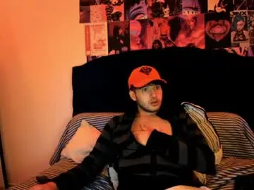 Chaturbate Adult Video Chat of zoren33