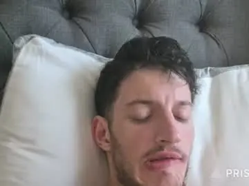 Chaturbate Live Porn of hardselfsucker1