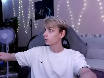 Chaturbate Sex Cam of danny_fox888