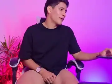 Chaturbate Free Live Porn of santilux_