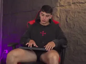 Chaturbate Best live sex cam show of joseph__boy