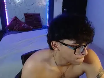 Chaturbate Live Porn of mr_yisuz