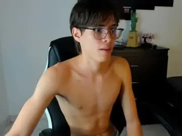 Chaturbate Live Sex Cam of ryan_bronw