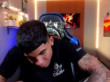 Chaturbate Free Porn Cam of damian_latinxxx