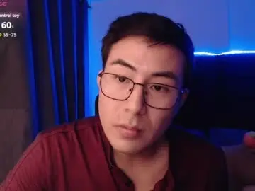 Chaturbate Private Sex Chat of andrewmhilton_