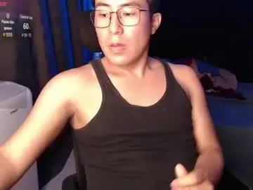 Chaturbate Live Sex Cam of andrewmhilton_
