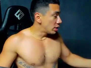 Chaturbate Watch Live Sex Cams of bastian_franco01