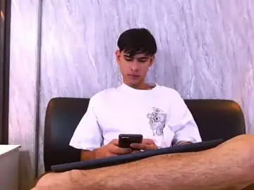Chaturbate Adult Webcam of kevinbrooks_