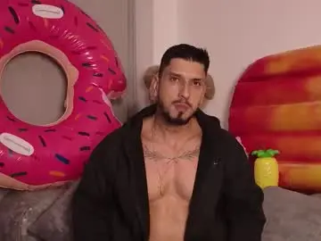 Chaturbate Live Sex Cam of seth_vega_
