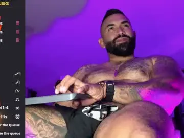 Chaturbate Watch Live Sex Cams of max__prada
