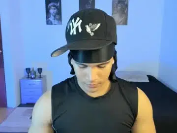 Chaturbate Live Sex Cam of sant_wahlberg