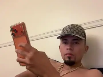 Chaturbate Best live sex cam show of mikesitoshapiro