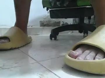 Chaturbate Adult Webcam of srfindomfeet_