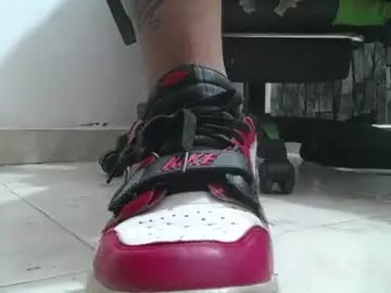 Chaturbate Watch Live Sex Cams of srfindomfeet_