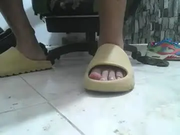 Chaturbate Sex Chat of srfindomfeet_