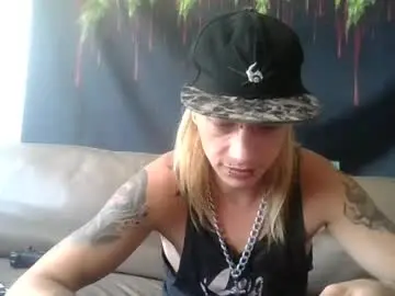 Chaturbate Best live sex cam show of altboy010