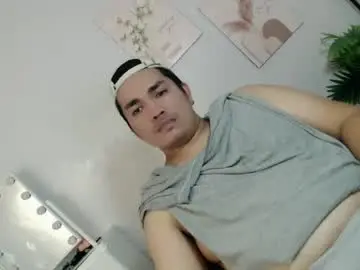 Chaturbate Nude Webcam of ure_fattytoy143