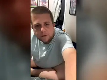 Chaturbate Sex Cam of hugechris30