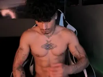 Chaturbate Nude Webcam of thomas_fit1