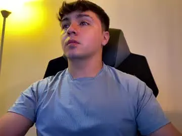Chaturbate Free Live Porn of aron__cooper