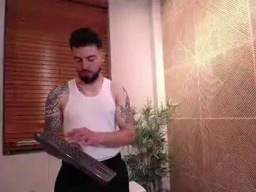 Chaturbate Live Sex Cam of liam_ashford