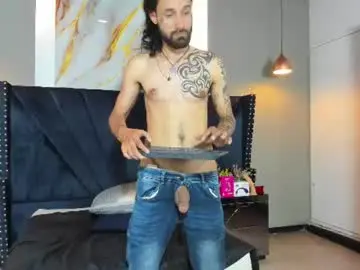 Chaturbate Live Porn of alexx_val