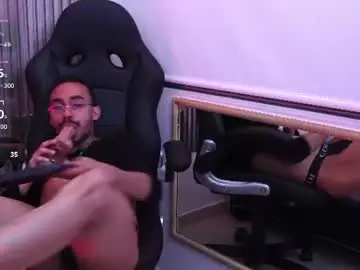 Chaturbate Watch Live Sex Cams of thomasmontiel