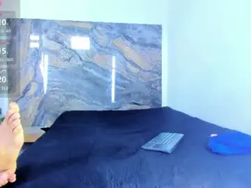 Chaturbate Live Sex Cam of emanuel_26