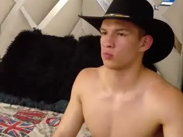 Chaturbate Best Webcam of apolo_warrior