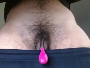 Chaturbate Sex Chat of yourfavorite_bigclit