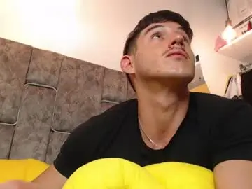 Chaturbate Free Porn Cam of jonathancast08