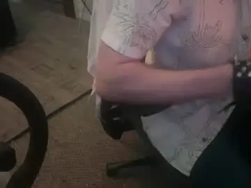 Chaturbate Free Porn Cam of hereforonething888