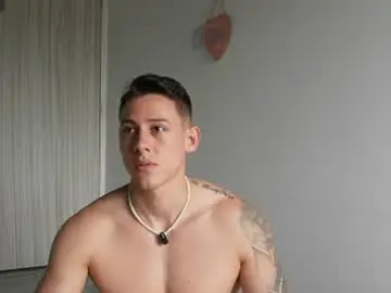 Chaturbate Live Sex Cam of muscle_king_cum