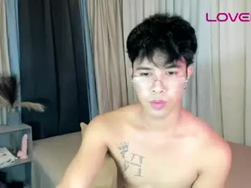 Chaturbate Sex Chat of asiancum_peter