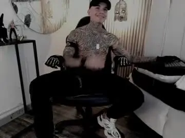 Chaturbate Live Sex Cam of onceagain97_