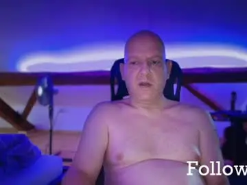 Chaturbate Free Porn Cam of tritonspace