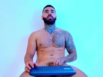 Chaturbate Sex Cam of silvano_torrez