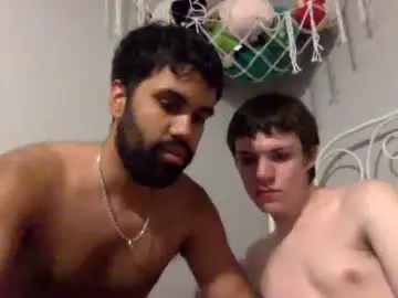 Chaturbate Live Sex Cam of tylersworlddd