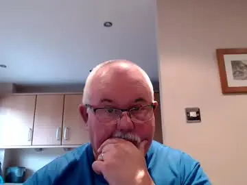 Chaturbate Live Sex Cam of touchwood25