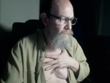 Chaturbate Live Sex Cam of uncle_hottiecb